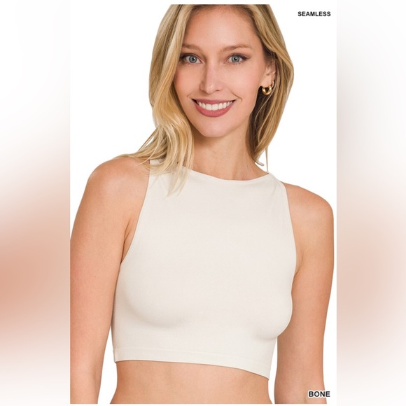 Zenana Outfitters Tops - NWT! BONE Color SEAMLESS CROPPED TANK TOP BRA